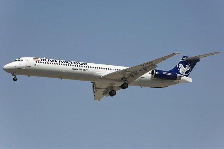 لاستیک هواپیمای شیراز- تهران ترکید