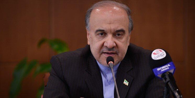 وزیر ورزش: نظر من استخدام سرمربی ایرانی بود