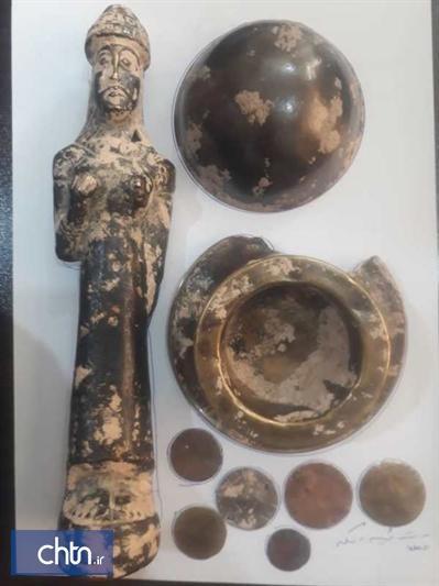 کشف و ضبط 46 قلم شیء تاریخی و معاصر در ایلام
