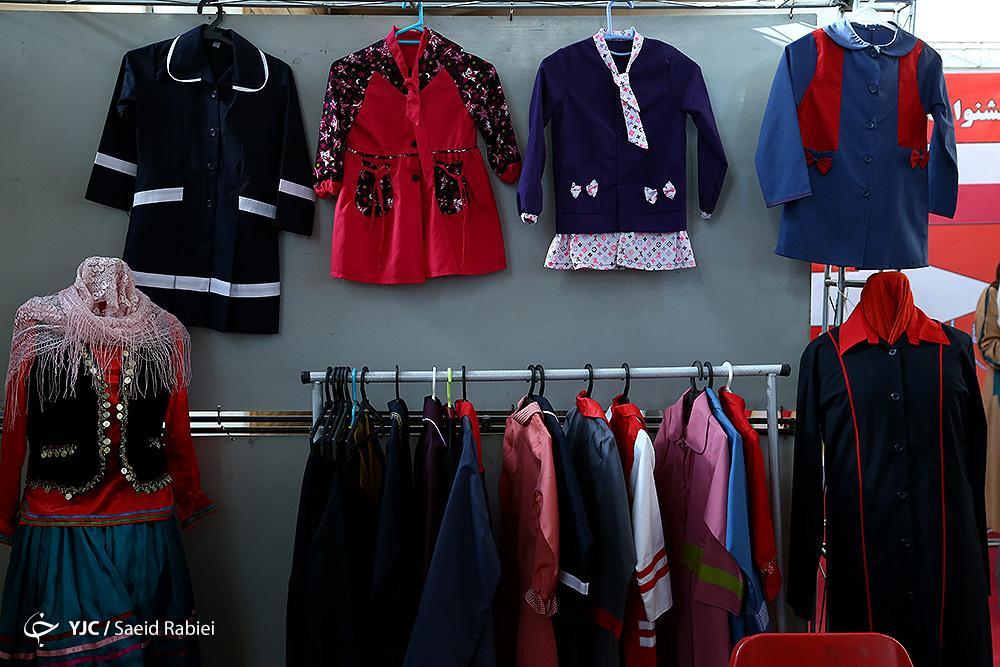 اهمیت طراحی پوشاک دانش آموزان با توجه به مؤلفه های روان شناختی و فرهنگی