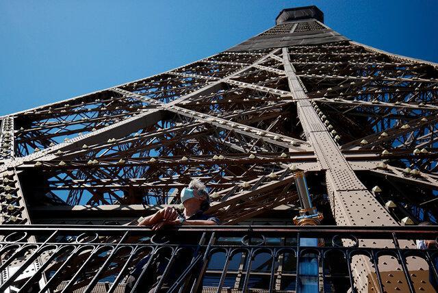 درهای برج ایفل باز شد