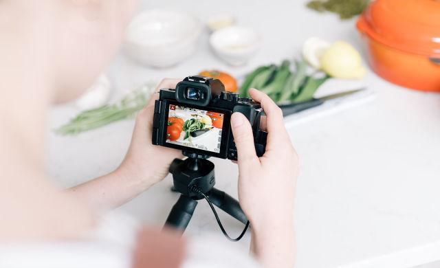 پاناسونیک G100 معرفی گردید؛ دوربین 4K ارزان قیمت برای ویدیو بلاگرها