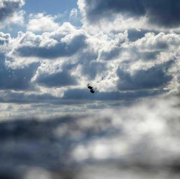 از آب به آسمان