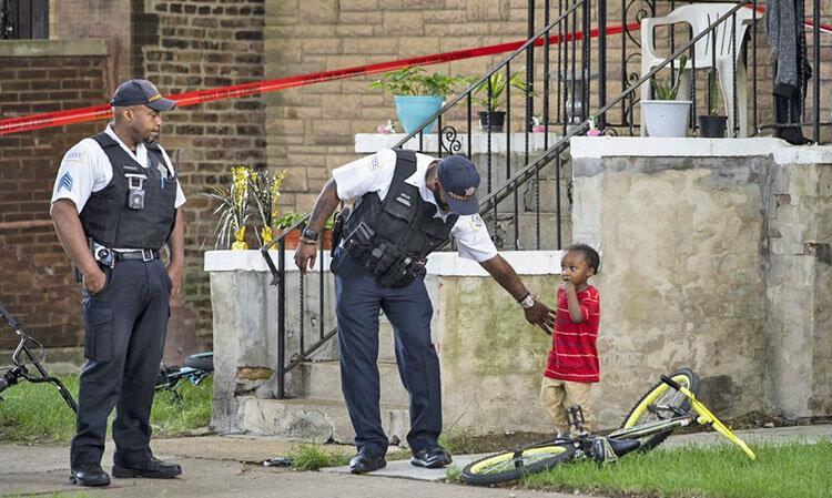 آخر هفته مرگبار شیکاگو با 13 کشته ، قتل دختر 7 ساله در مهمانی خانوادگی