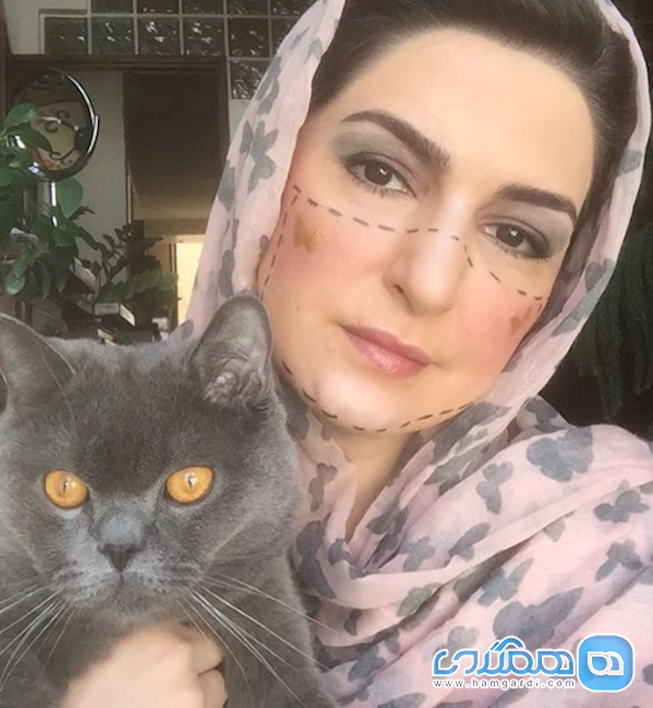 بازیگر نوار زرد و گربه اش