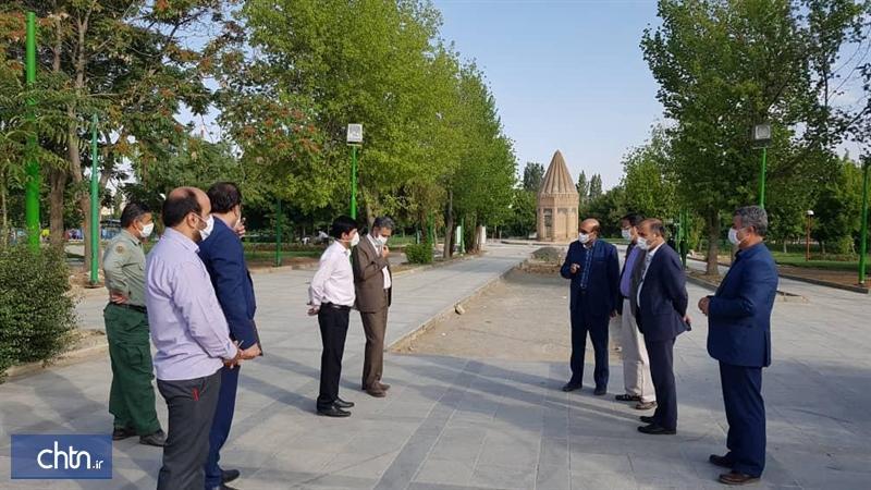 محوطه آرامگاه حبقوق نبى (ع) در تویسرکان سامان دهی می گردد