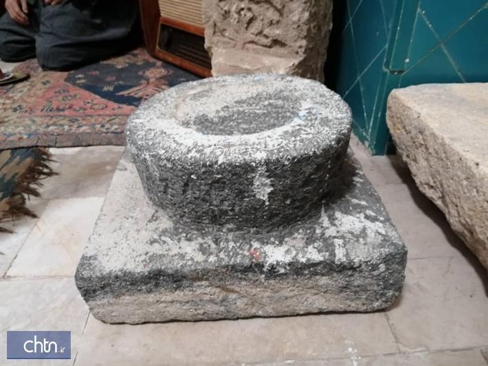 انتقال پایه ستون های سنگی مسجد روستای برده رشان به موزه انتقال پایه ستون های سنگی مسجد روستای برده رشان به موزه مردم شناسی مهاباد