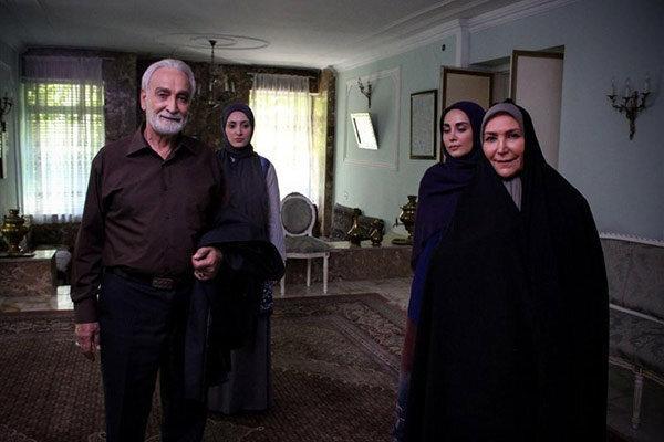 بازیگران دخترم نرگس با مردم گفت وگو کردند