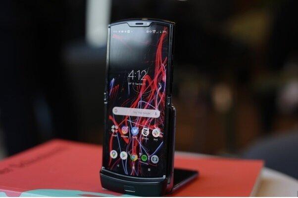 گوشی تاشو موتورولا در راه است