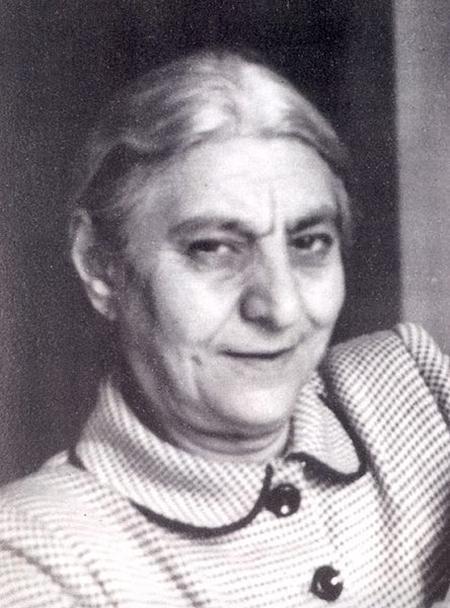 دختر مظفرالدین شاه؛ بنیان گذار تاکسیرانی در ایران!