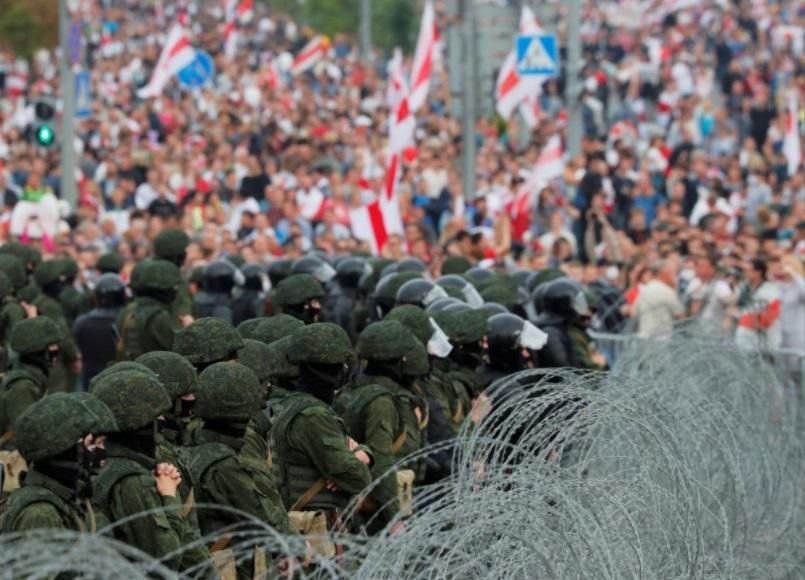 اعتراضات بلاروس؛ حضور ارتش در پایتخت