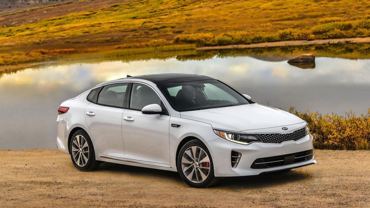 مقایسه هیوندای اکسنت و کیا اپتیما