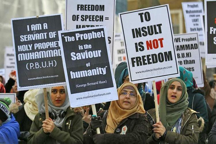 جسارت دوباره نشریه هتاک فرانسوی به ساحت پیامبر اسلام