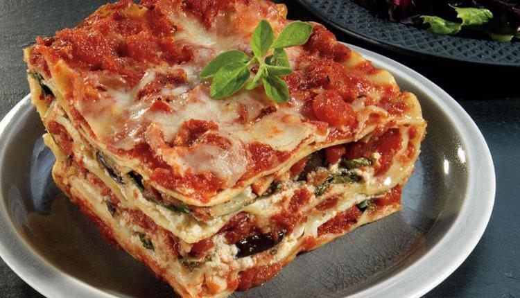 طرز تهیه لازانیا با بادمجان؛ فوری و در 3 مرحله