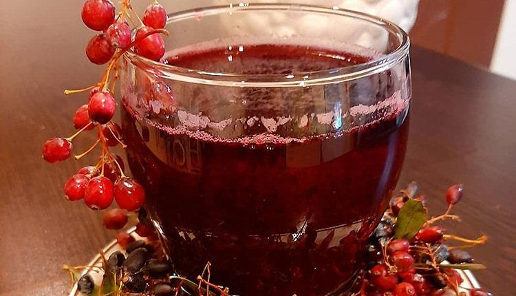 4 طرز تهیه آب زرشک خانگی ، با زرشک تازه و خشک