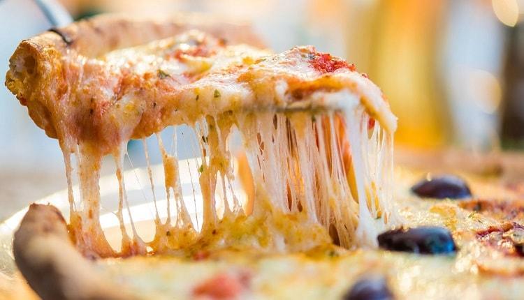 طرز تهیه 12 نوع غذا با پنیر پیتزا