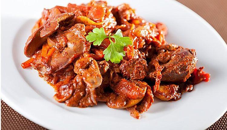 طرز تهیه جگر مرغ با سیب زمینی، گوجه و قارچ