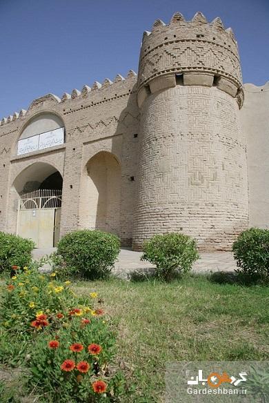قلعه ناصری در ایرانشهر ، عکس