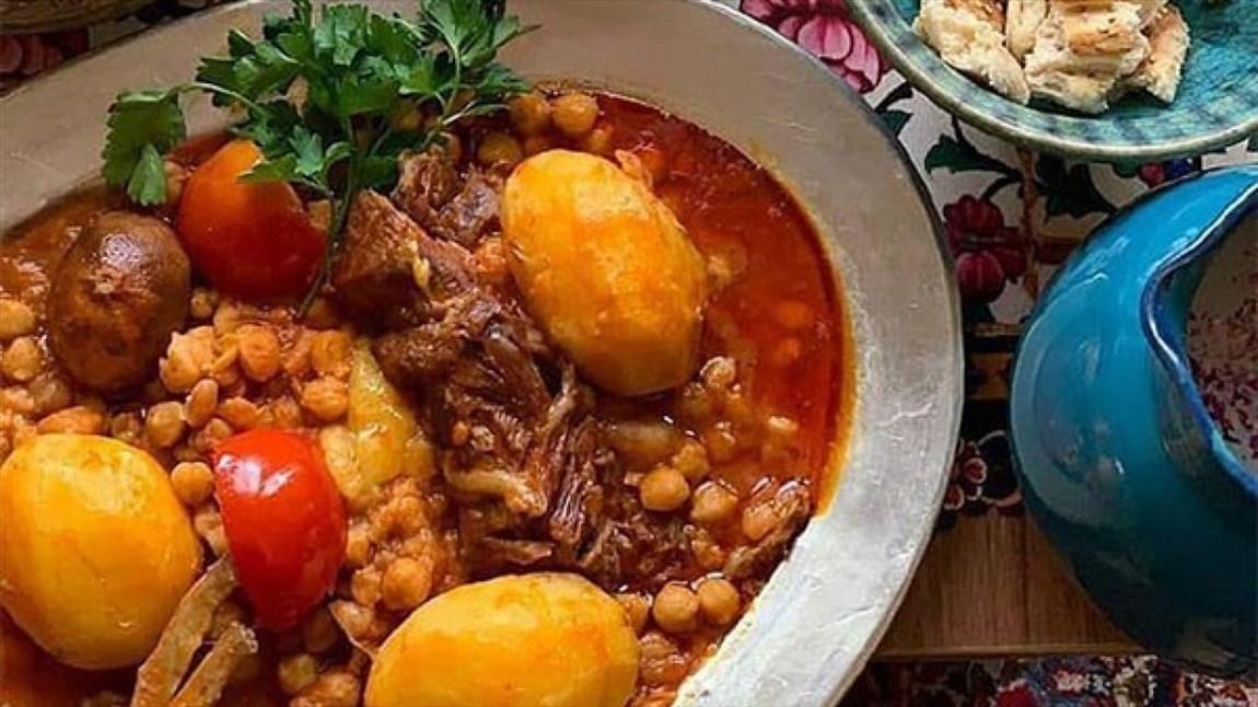بررسی تاریخچه آبگوشت در تلویزیون، مطبخ شبکه افق از غذای لذیذ ایرانی می گوید
