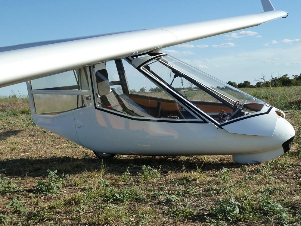 ساخت پاراگلایدری به شکل هواپیما