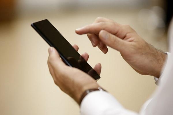 رجیستری تلفن همراه مسافری فقط در مبادی ورودی انجام می گردد