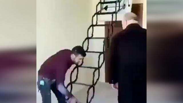 راه پله تاشو بسیار کارآمد و مفید