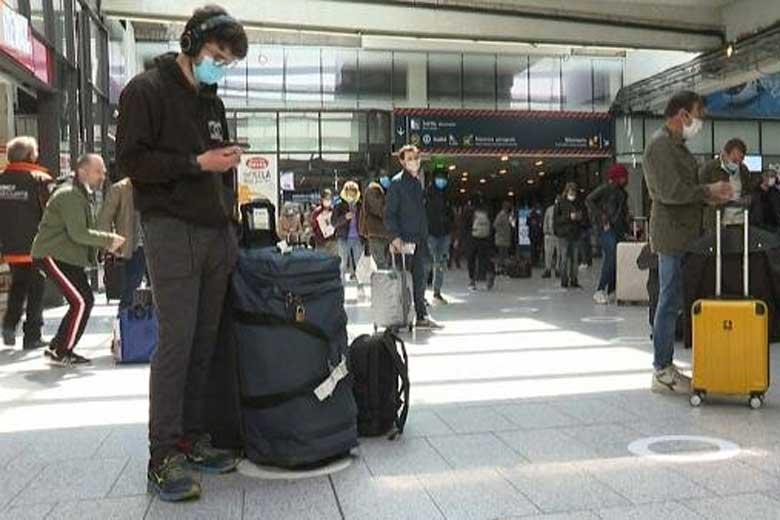 با حفظ فاصله 182 سانتیمتری هم زدن ماسک ضروریست