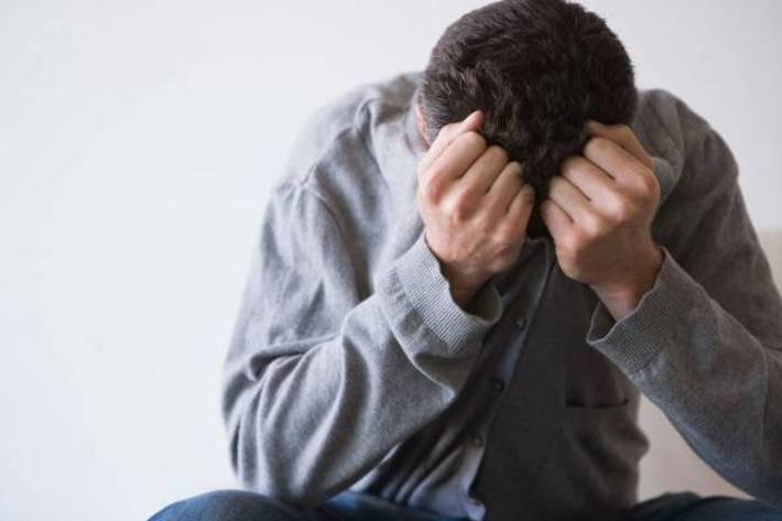 بر احساس عزت نفس پایین غلبه کنید