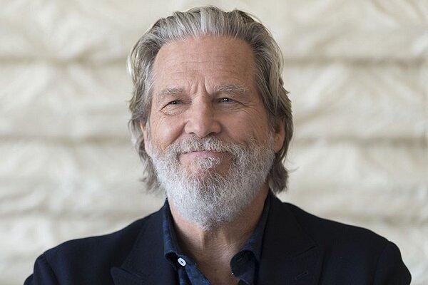 جف بریجز با سرطان دست و پنجه نرم می نماید