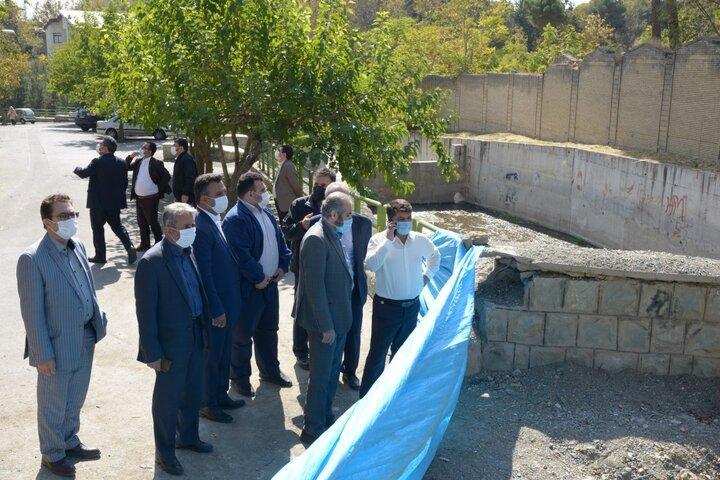 195 هزار متر طول مسیل های شمال تهران لایروبی شدند 195 هزار متر طول مسیل های شمال تهران لایروبی شدند
