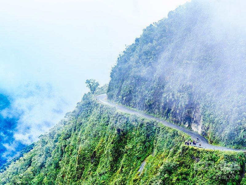 جاده یونگاس یا جاده مرگ