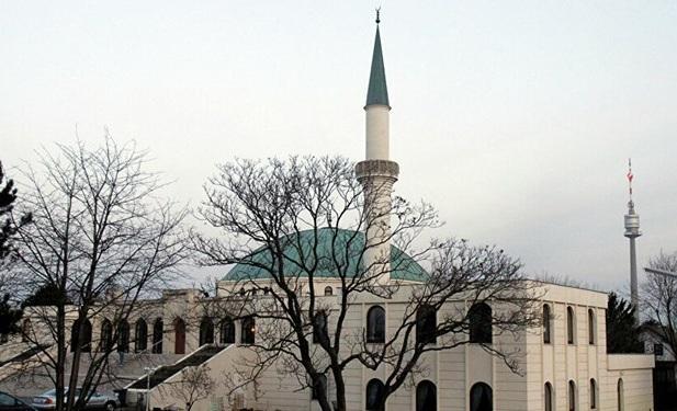 دولت اتریش تعدادی از مساجد این کشور را تعطیل می کند