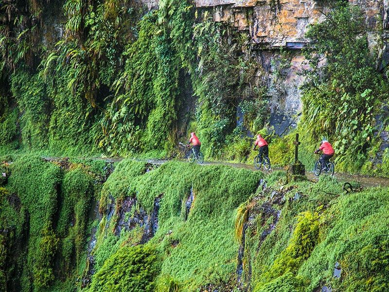 جاده یونگاس (Yungas) یا جاده مرگ کجاست؟ جاده یونگاس (Yungas) یا جاده مرگ کجاست؟