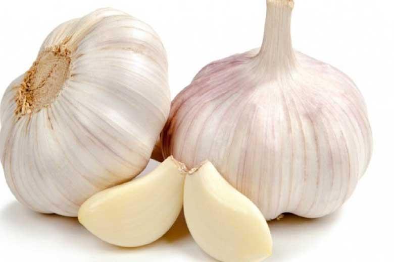 اتفاقاتی که با مصرف سیر در بدن رخ می دهد