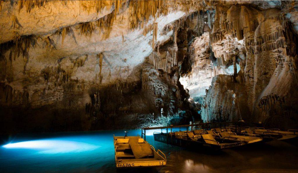 غار جعیتا از اسرارآمیزترین جاذبه های لبنان