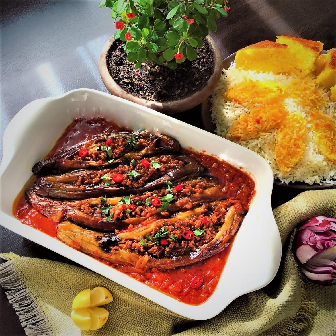 طرز تهیه بادمجان شکم پر مرحله به مرحله طرز تهیه بادمجان شکم پر مرحله به مرحله