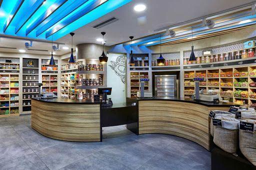 شرکت رادان صنعت شرق پیشرو در صنعت قفسه بندی فروشگاهی و قفسه انبار