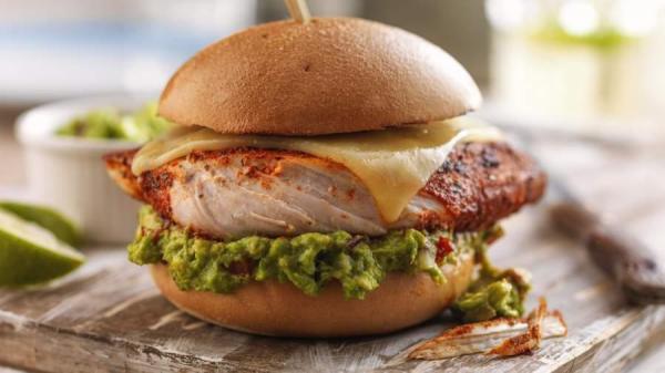 طرز تهیه برگر مرغ خانگی