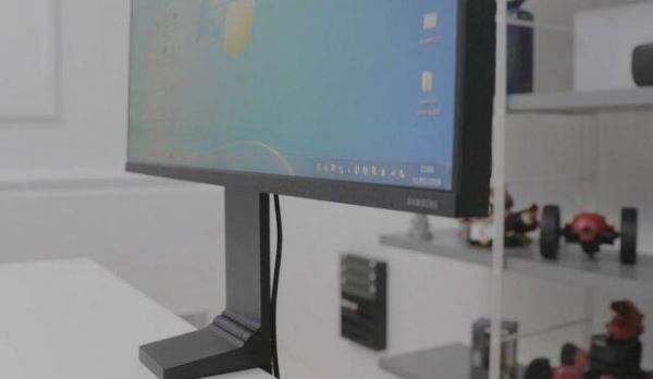 سامسونگ به تولید نمایشگرهای LCD ادامه می دهد