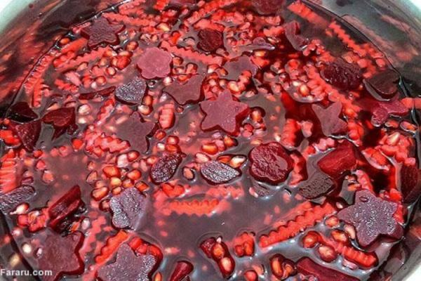 طرز تهیه ترشی انار و لبو؛ خوشمزه و خوش رنگ