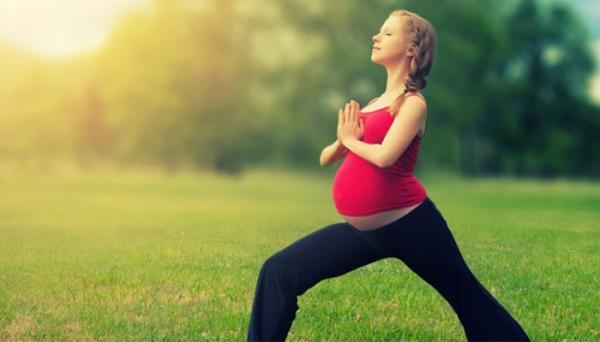 یوگای بارداری؛ ورزشی مفرح برای مادر و جنین