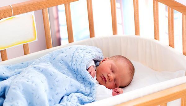 تنفس نامنظم نوزاد؛ چه زمانی زنگ خطر به صدا در می آید؟ تنفس نامنظم نوزاد؛ چه زمانی زنگ خطر به صدا در می آید؟