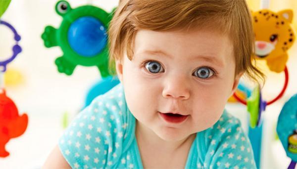 آشنایی با مراحل رشد نوزاد شش ماهه