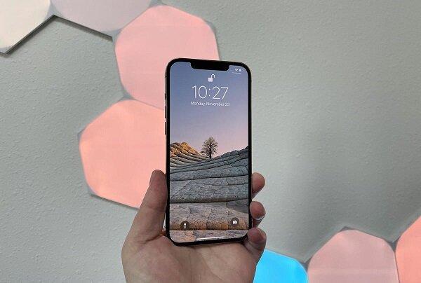 آیفون جدید با نمایشگر همواره روشن در راه است