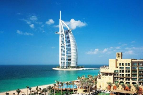 دستمزد ها در کشور های عربی خلیج فارس چقدر است؟