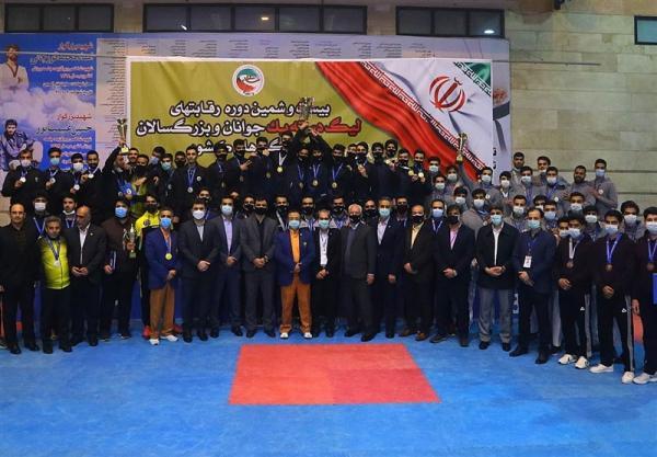 جام نقش جهان تکواندو، شهرداری ورامین کاپ قهرمانی را بالای جام نقش جهان تکواندو، شهرداری ورامین کاپ قهرمانی را بالای سر برد