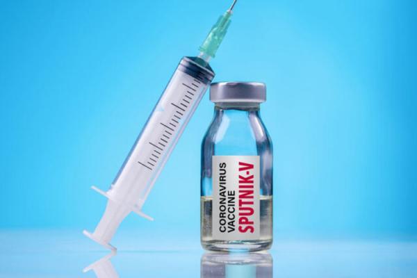 ماجرای خونریزی یک پزشک پس از تزریق واکسن روسی