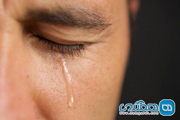 علت اصلی شوری اشک چشم انسان چیست؟ علت اصلی شوری اشک چشم انسان چیست؟