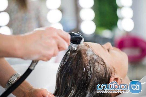 اشتباهاتی که همه در شستن موها داریم