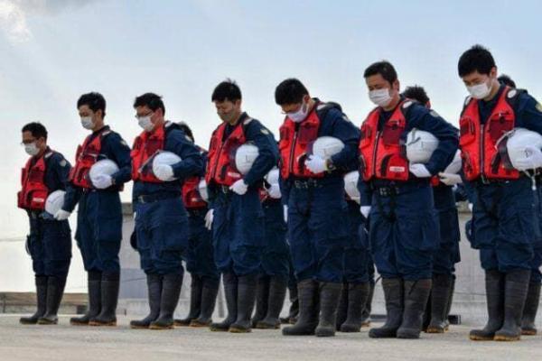 گرامیداشت قربانیان فاجعه سونامی 2011 ژاپن